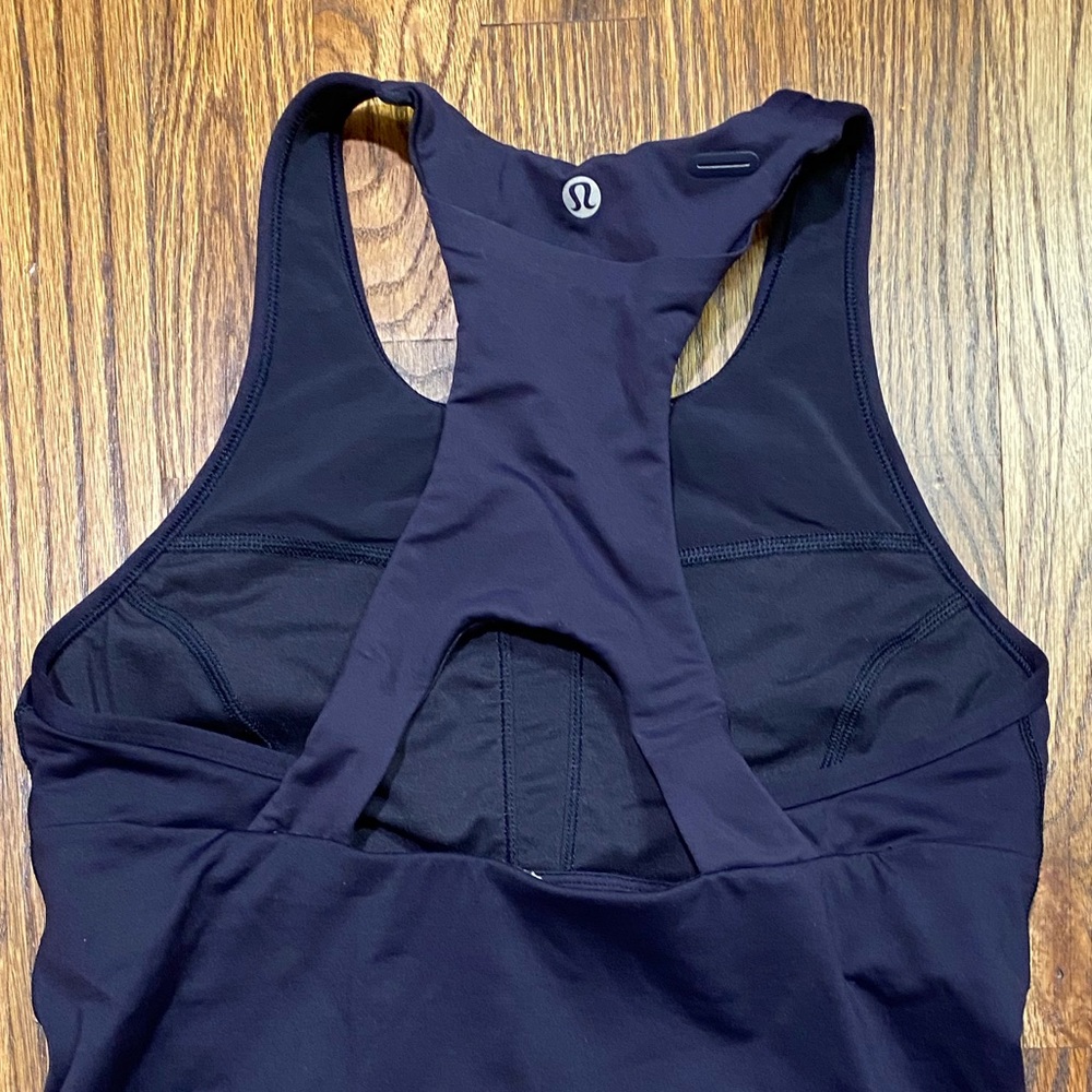 Lulu Lemon Tank Top w built in bra